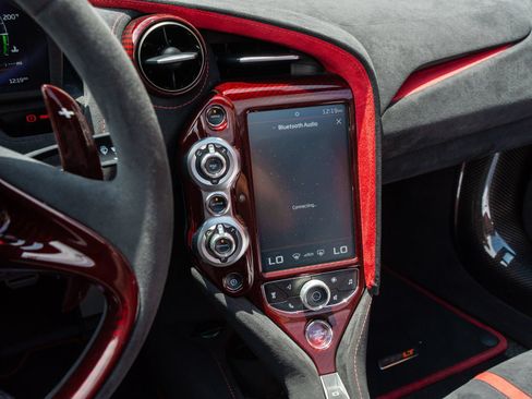 Used 2022 McLaren 765LT RWD image 13