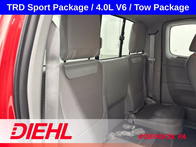 Used 2012 Toyota Tacoma 4x4 Access Cab V6 w/ TRD Sport Pkg image 10