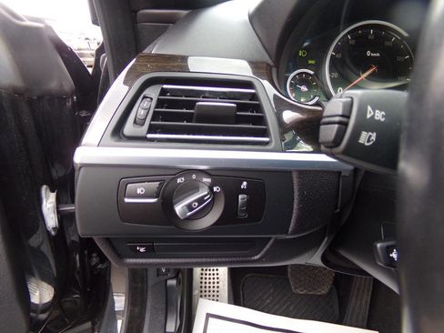 Used 2015 BMW 640i Gran Coupe xDrive image 36