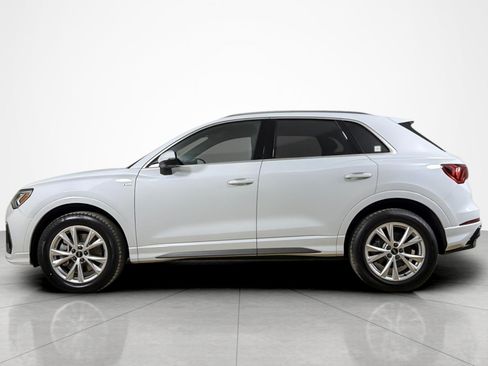 Used 2022 Audi Q3 2.0T Premium Plus AWD/4WD image 2