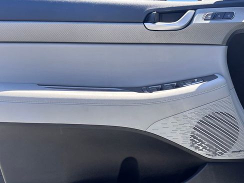 Used 2023 Hyundai Palisade SEL w/ Premium Package FWD image 16