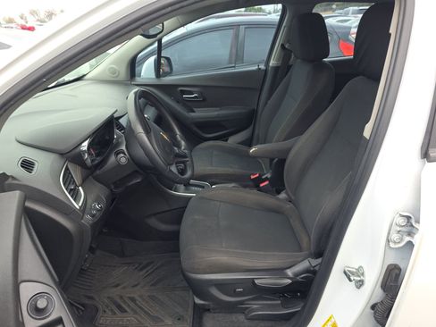 Used 2017 Chevrolet Trax LS w/ LPO, Protection Package image 7