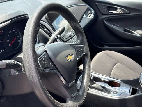 Used 2024 Chevrolet Malibu LT FWD image 7