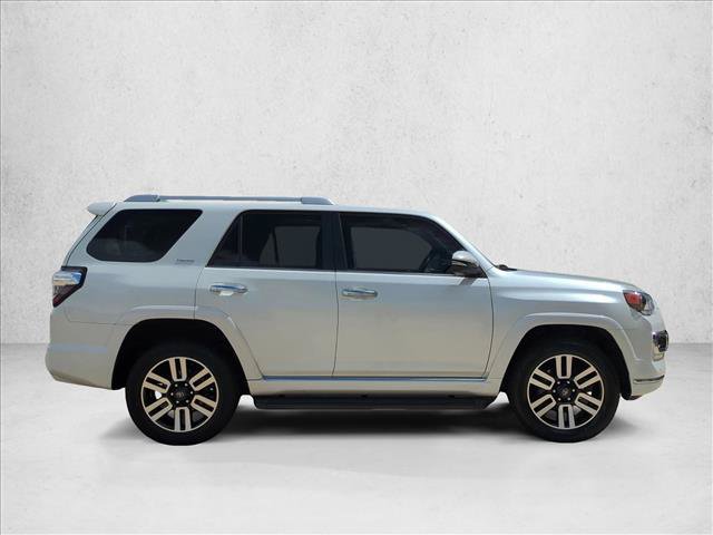 Used 2024 Toyota 4Runner Limited AWD/4WD image 4