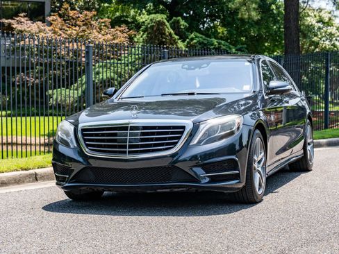 Used 2015 Mercedes-Benz S 550 4MATIC Sedan image 2