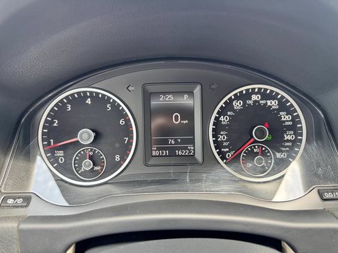 Used 2016 Volkswagen Tiguan S FWD image 45
