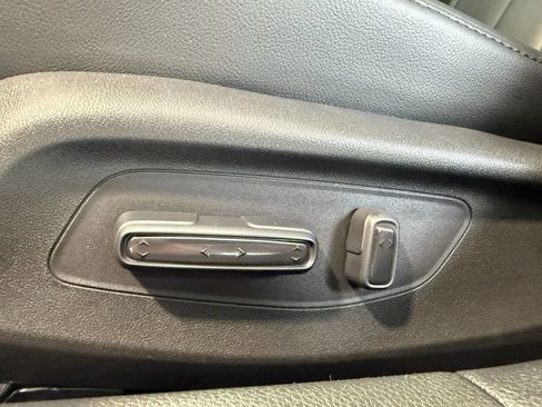 New 2026 Acura Integra FWD image 13