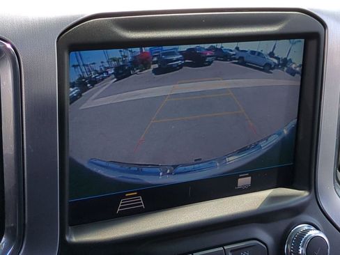 Used 2022 GMC Sierra 1500 SLE w/ Driver Alert Package I image 14