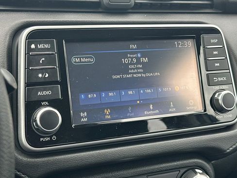 Used 2024 Nissan Versa S w/ Trunk Package image 17