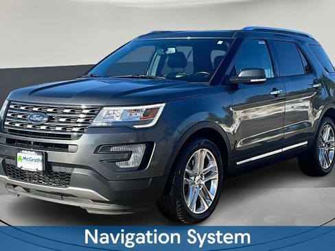 Used 2017 Ford Explorer Limited w/ Class II Trailer Tow Package image 3