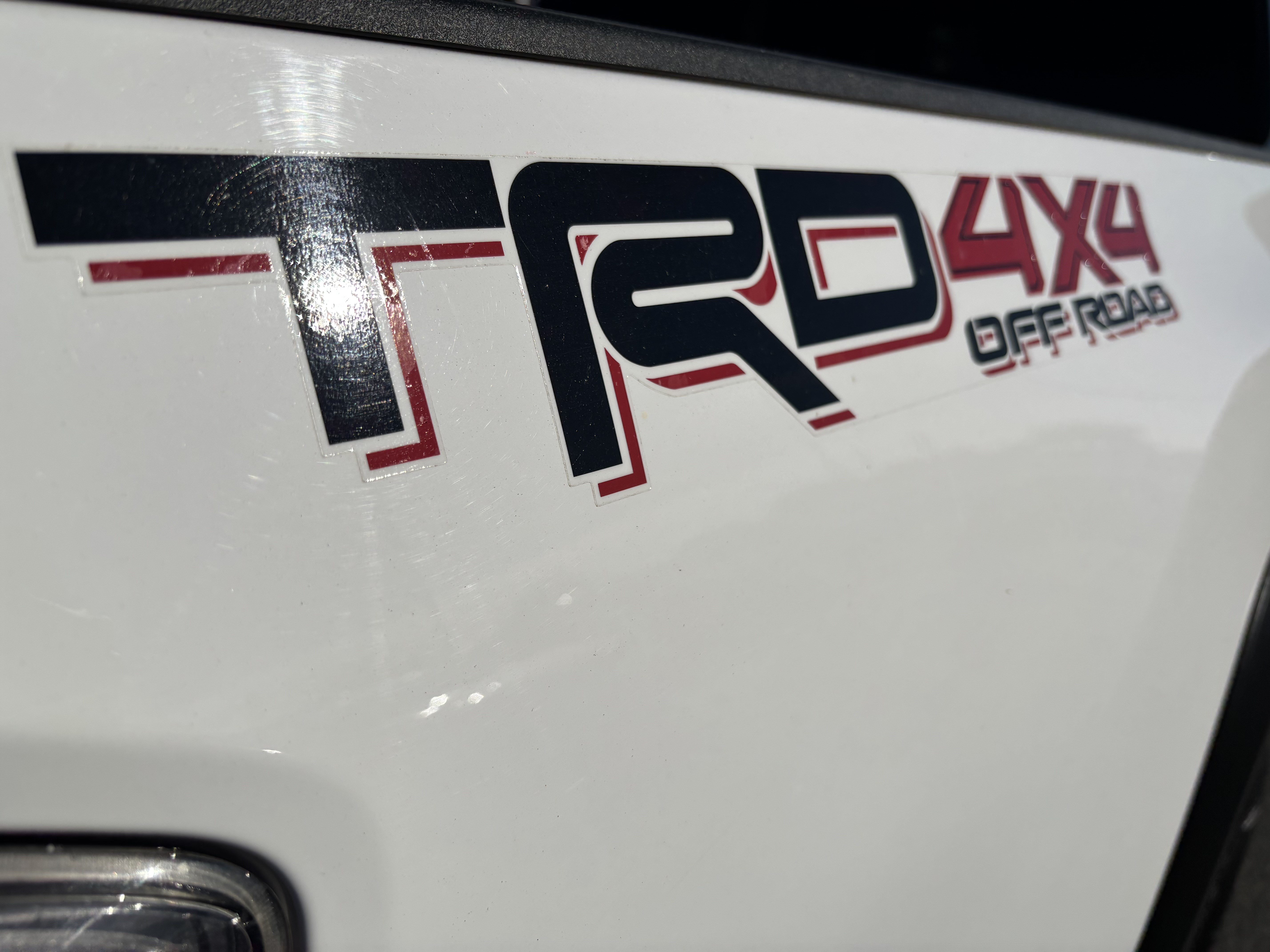 Used 2021 Toyota Tacoma TRD Off-Road w/ Technology Package AWD/4WD image 12