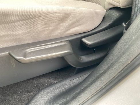Used 2018 Honda HR-V EX image 22