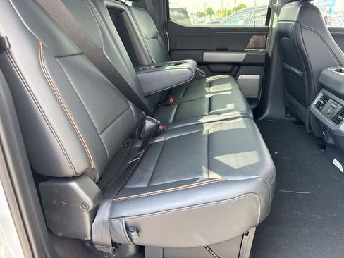 New 2026 Ford F250 Lariat w/ Lariat Ultimate Package AWD/4WD image 12