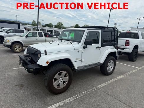 Used 2014 Jeep Wrangler Sahara w/ Connectivity Group image 2