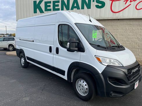 Used 2023 RAM ProMaster 2500 image 2