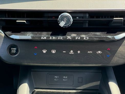 Used 2025 Nissan Murano SV image 9