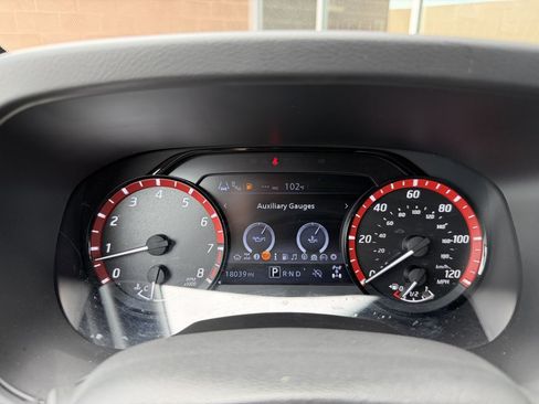 Used 2025 Nissan Frontier PRO-4X AWD/4WD image 20