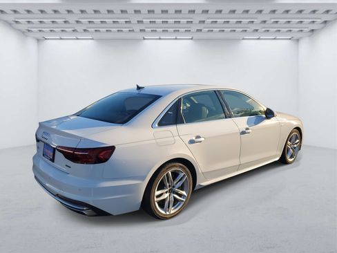Used 2023 Audi A4 2.0T Premium Plus image 4