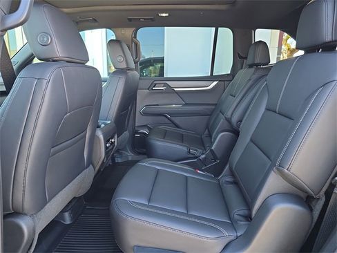 New 2026 GMC Acadia Elevation image 15