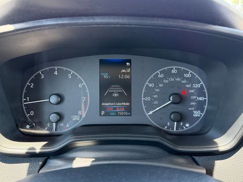Used 2023 Toyota Corolla LE FWD image 20