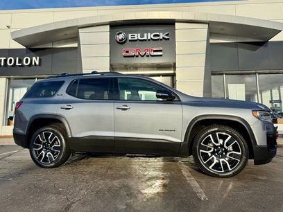 Used 2021 GMC Acadia SLE w/ Driver Convenience Package