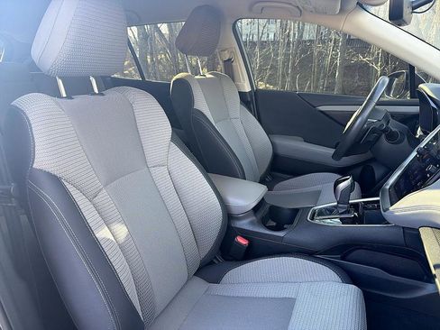 Used 2022 Subaru Outback Premium image 19