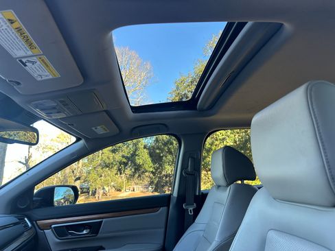 Used 2019 Honda CR-V Touring image 15