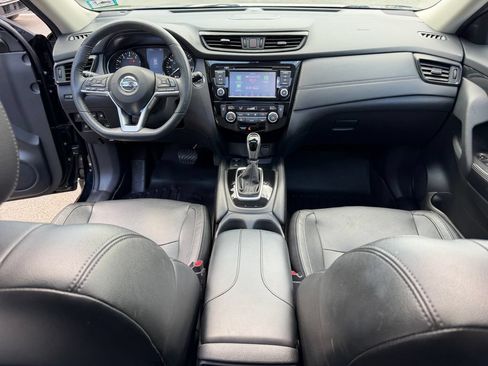 Used 2019 Nissan Rogue SL w/ Premium Package AWD/4WD image 17
