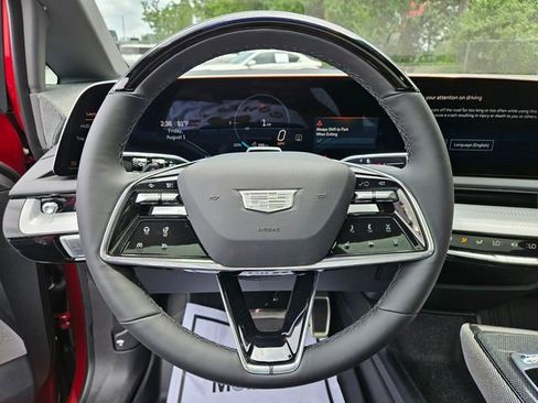 New 2025 Cadillac Optiq Sport 2 AWD/4WD image 27