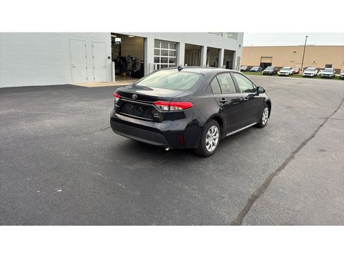 Used 2026 Toyota Corolla LE FWD image 9