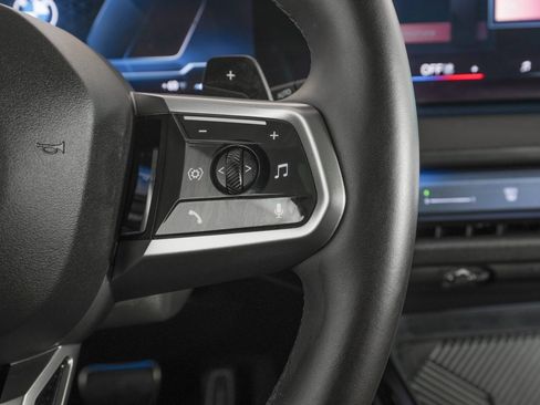 Used 2025 BMW X3 xDrive30i w/ Premium Package image 21