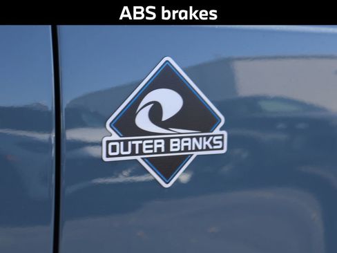 Used 2023 Ford Bronco Outer Banks image 10