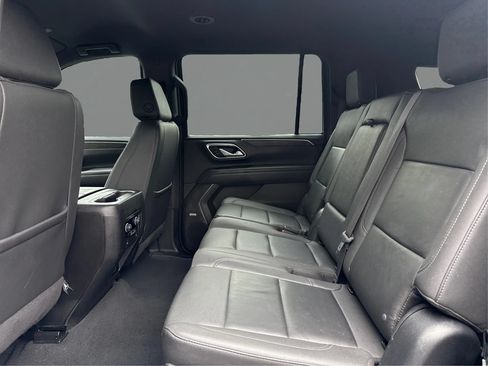Used 2023 Chevrolet Suburban LT AWD/4WD image 10