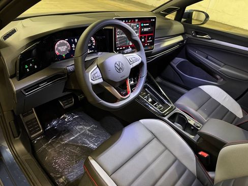 New 2026 Volkswagen GTI SE FWD image 8