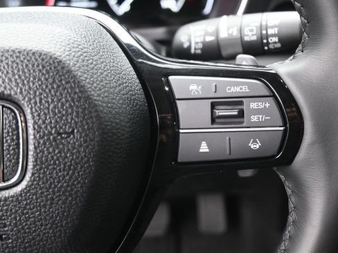 Certified 2025 Honda Pilot Touring image 23