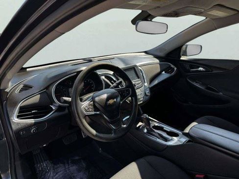 Used 2016 Chevrolet Malibu LT FWD image 23