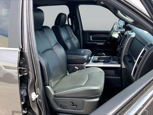 Used 2018 RAM 3500 Laramie Longhorn AWD/4WD image 9