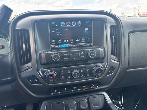 Used 2018 GMC Sierra 1500 SLT w/ All Terrain Package AWD/4WD image 12
