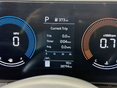 Used 2025 Hyundai Kona SEL FWD image 19