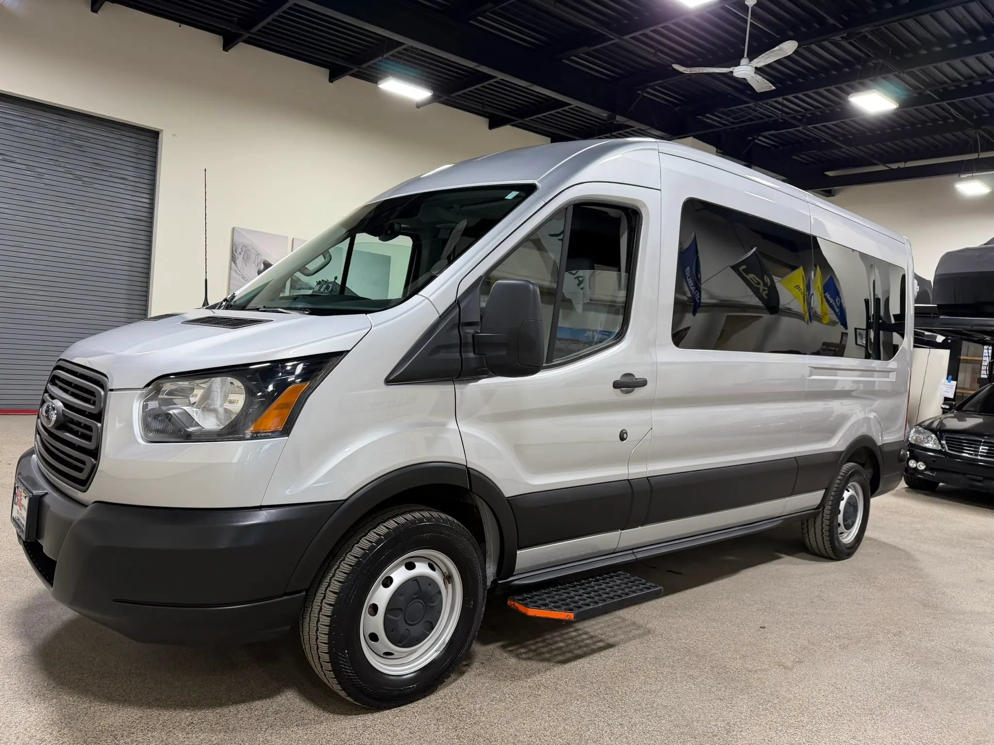 Used 2019 Ford Transit 250 148 Medium Roof RWD image 11