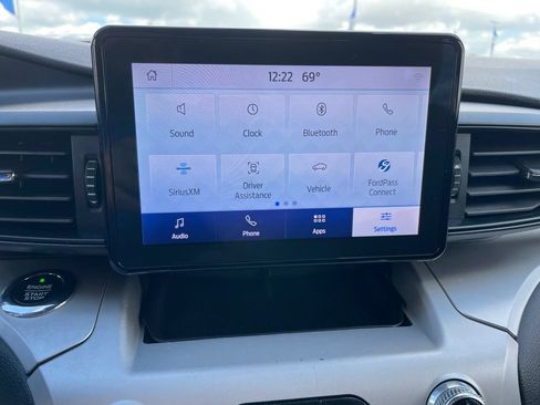 Used 2020 Ford Explorer XLT w/ Comfort Package AWD/4WD image 17
