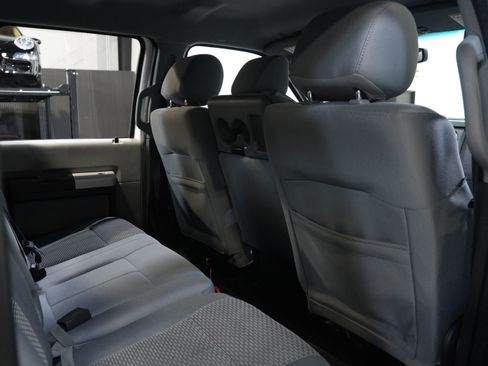 Used 2015 Ford F250 XLT w/ XLT Value Package image 38