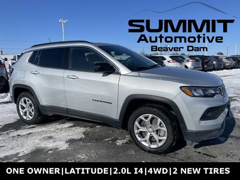 Used 2024 Jeep Compass Latitude image 1