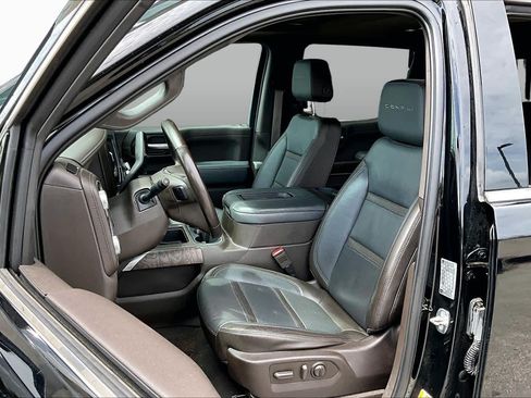 Used 2019 GMC Sierra 1500 Denali w/ Technology Package AWD/4WD image 8