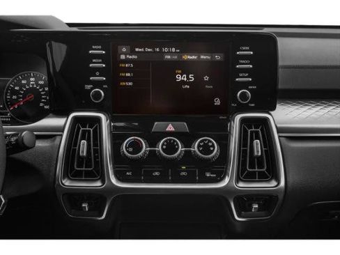 Used 2021 Kia Sorento LX FWD image 44