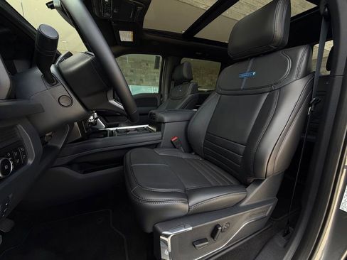 New 2026 Ford F250 Platinum AWD/4WD image 42