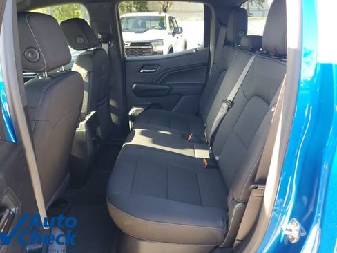 Used 2024 Chevrolet Colorado LT RWD image 11
