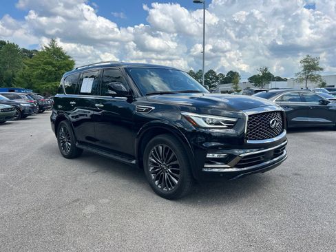 Used 2024 INFINITI QX80 Premium Select w/ Cargo Package AWD/4WD image 3