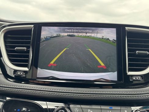 Used 2024 Chrysler Pacifica Touring-L w/ Road Tripper Package FWD image 65