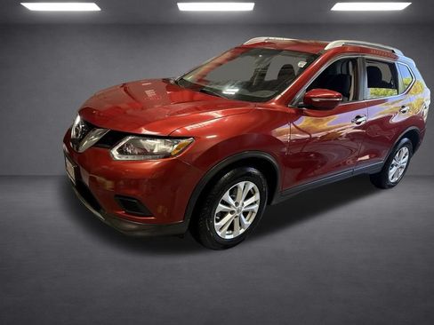 Used 2015 Nissan Rogue SV FWD image 3